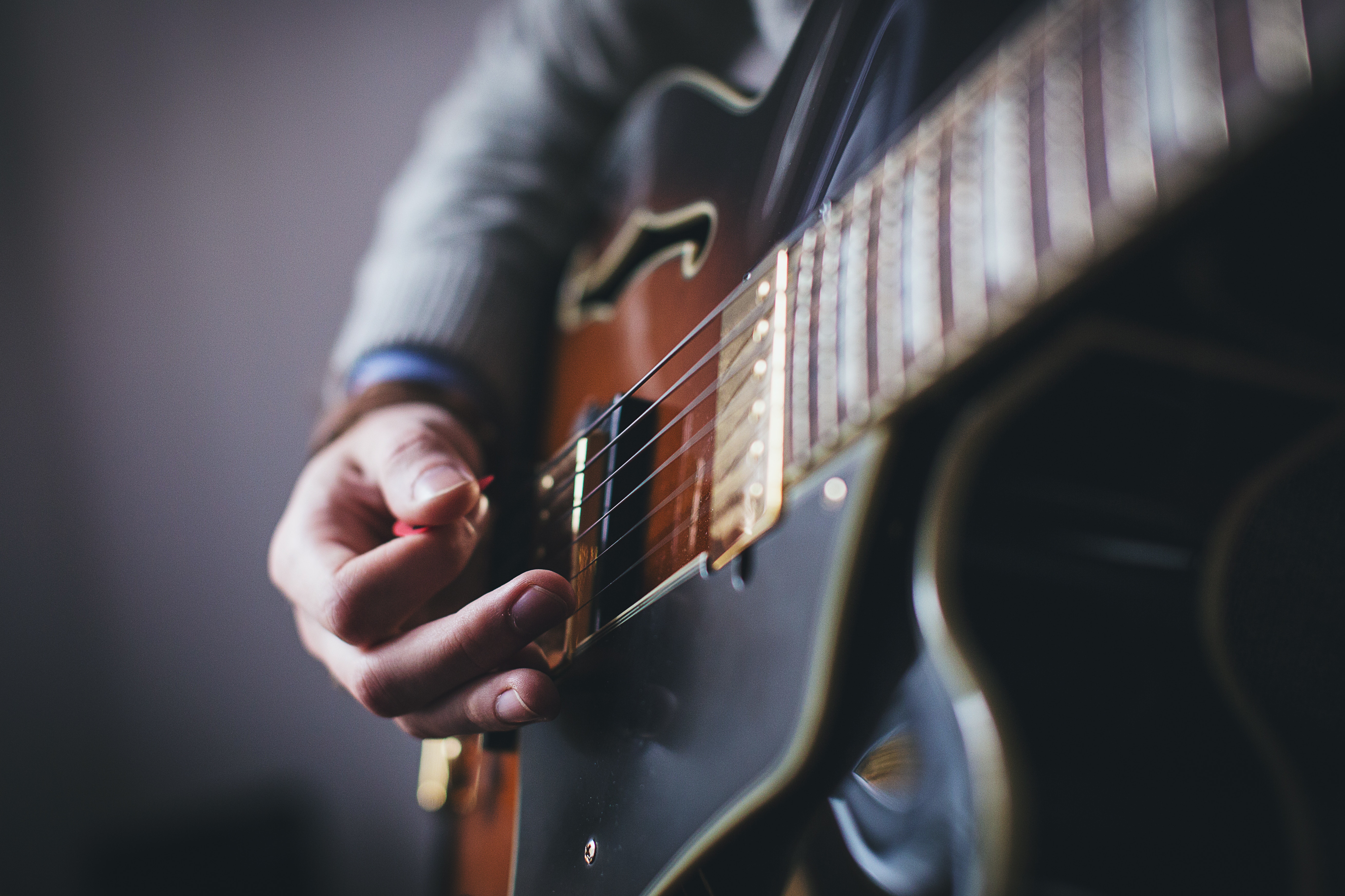 Guitarra elétrica em contexto de aprendizagem musical